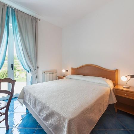 Villa Rosalia Barano d'Ischia Luaran gambar