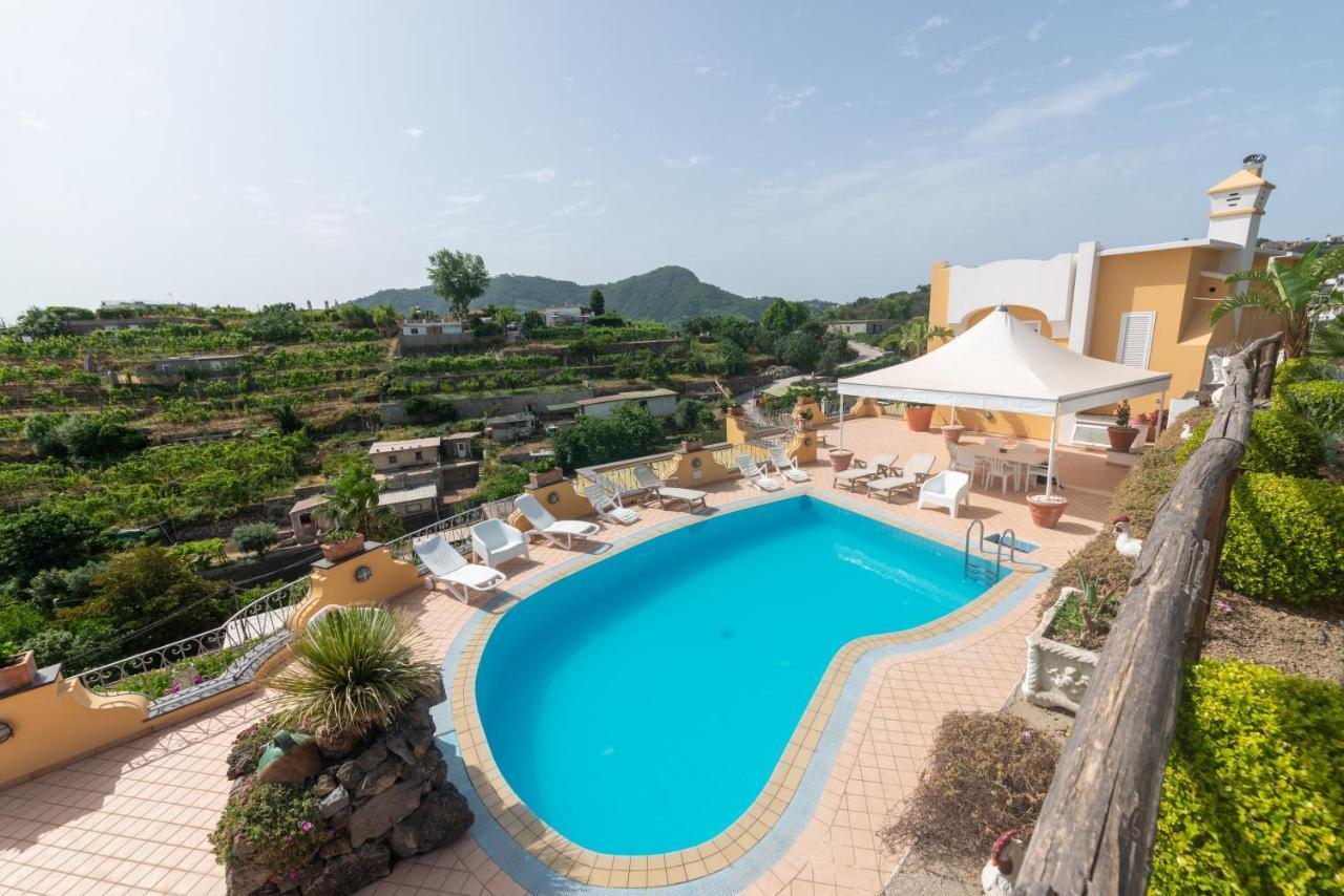 Villa Rosalia Barano d'Ischia Luaran gambar
